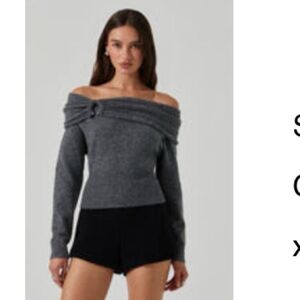Astr Off-the-Shoulder Twist Knit Sweater - Gray